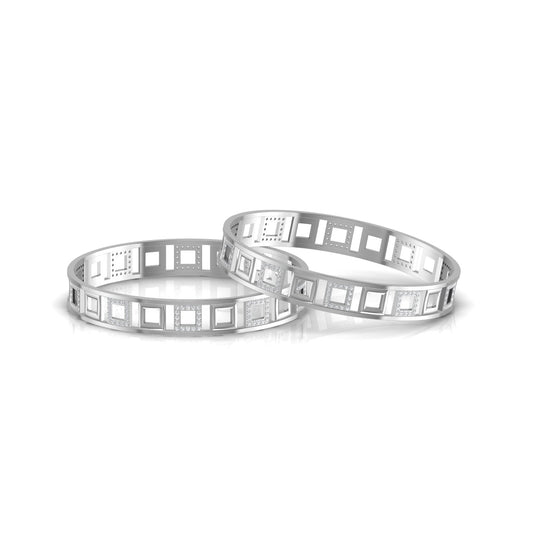 Magnificent Design Silver Bangle